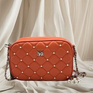 Badgley Mischka Medium Quilted Camera Bag w/Pearls on Cover & Handle (Coral) NWT